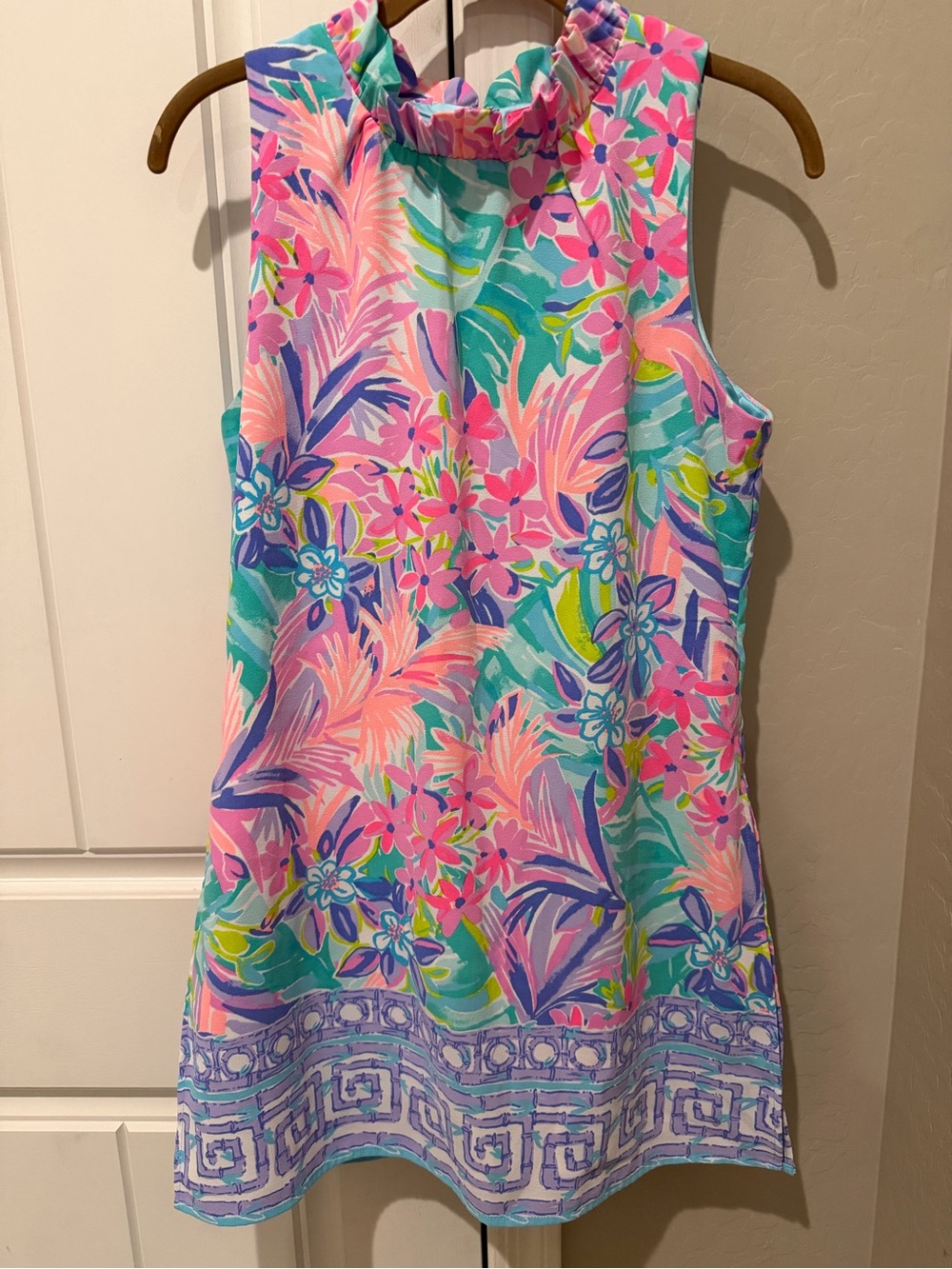 Lilly Pulitzer Adalina Romper It was All a Dream Sleeveless Ruffle Neck sz 4